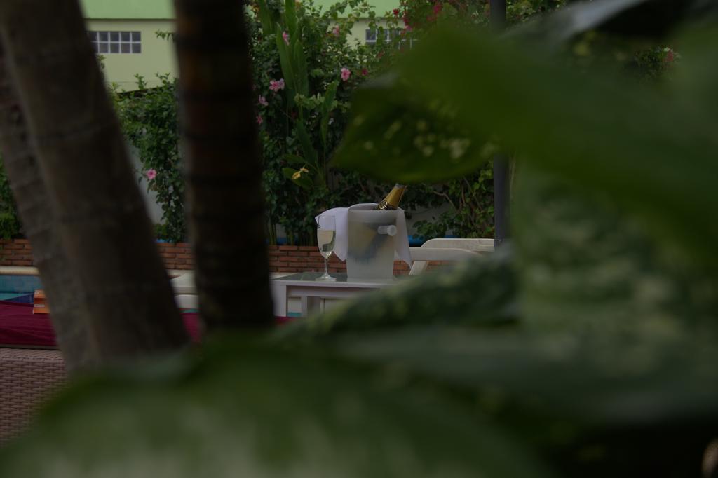 Surin Sweet Hotel Dış mekan fotoğraf